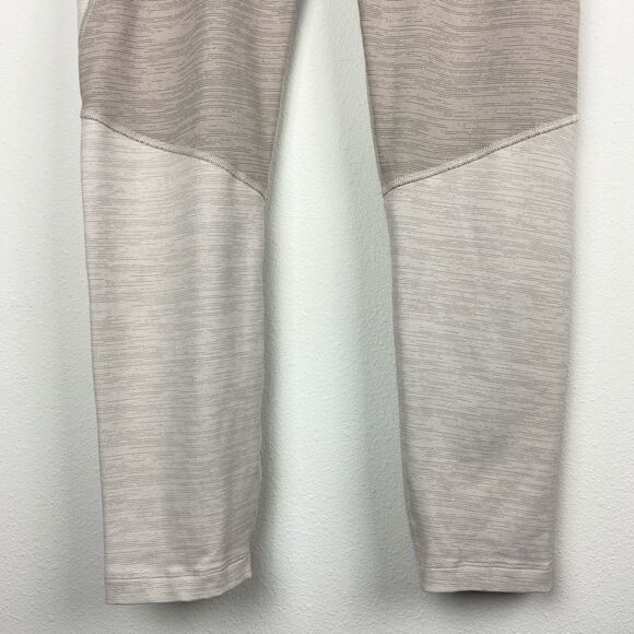 Outdoor Voices Techsweat 7/8 Two-Tone Legging - Picture 5 of 7